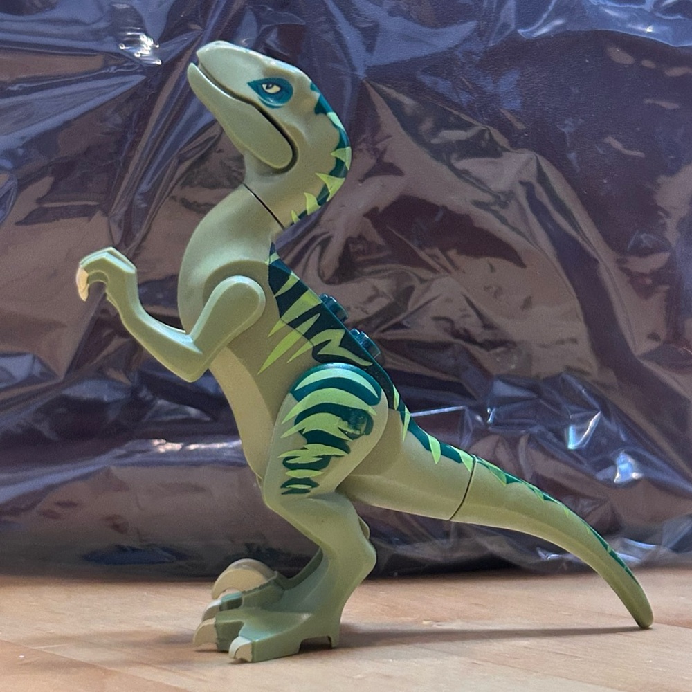 Lego Dino Raptor VELOCIRAPTOR Dinosaur Minifigure 5884
